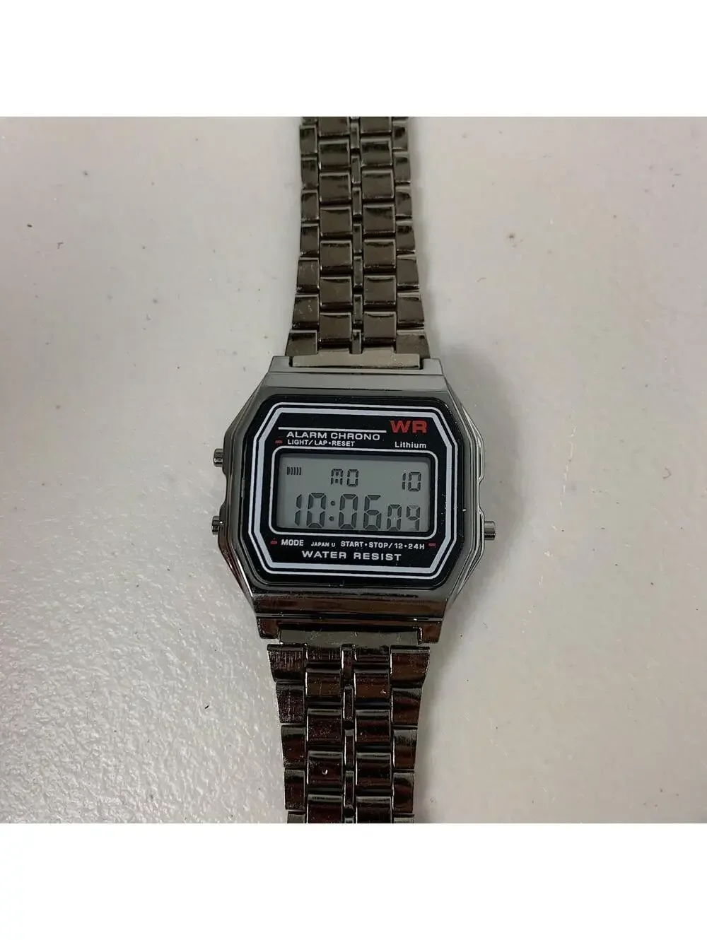 Cyber Y2k 2000s vintage style retro silver stainless steel digital watch